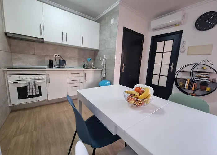 With Pool & Balcony Less Than 10min Walk To Playa Del Cura Apartment *