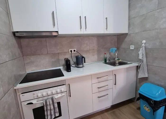 Apartment With Pool & Balcony Less Than 10min Walk To Playa Del Cura *