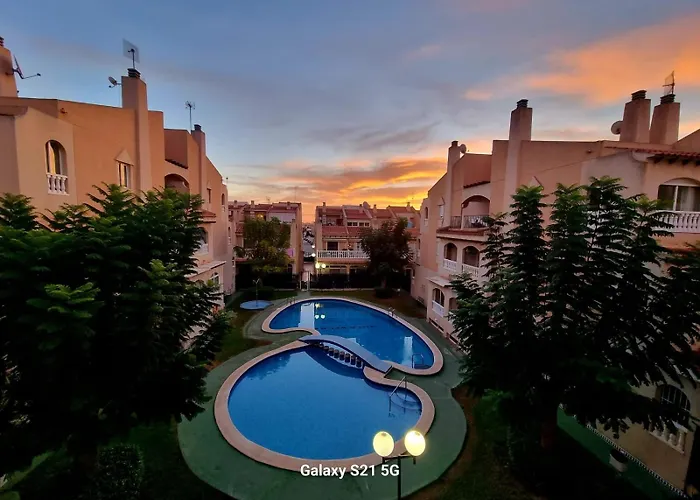 With Pool & Balcony Less Than 10min Walk To Playa Del Cura Apartment