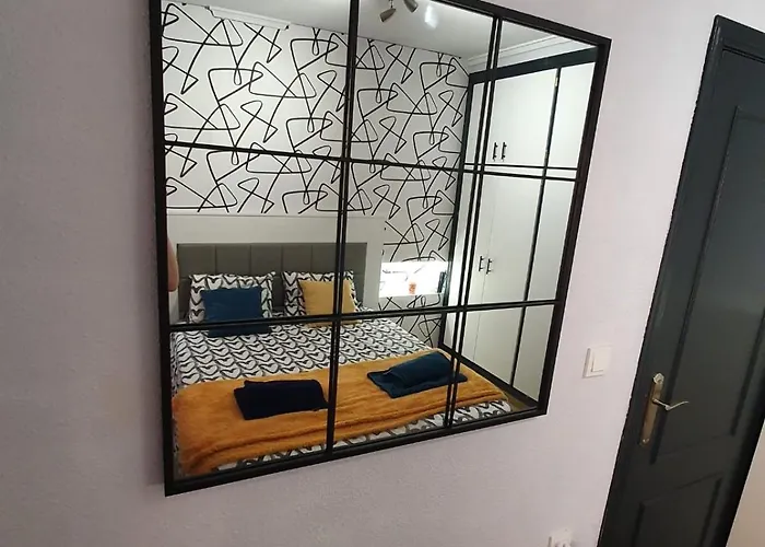 Apartment With Pool & Balcony Less Than 10min Walk To Playa Del Cura *